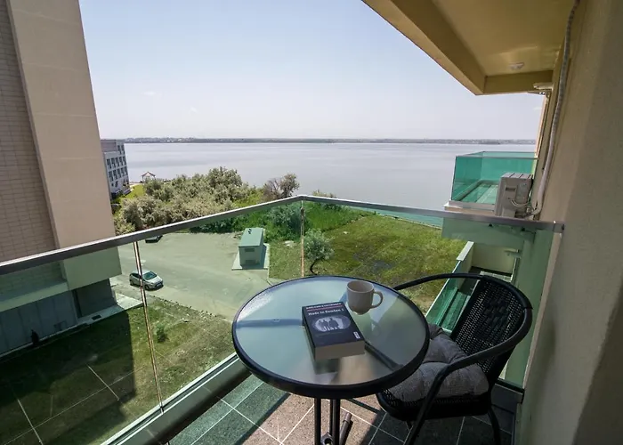 Miralex - Moonlight Lejlighed *